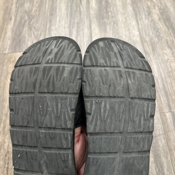 Nike Benassi Solarsoft Sandals Slides Size 9 Black Slippers On 705474-091